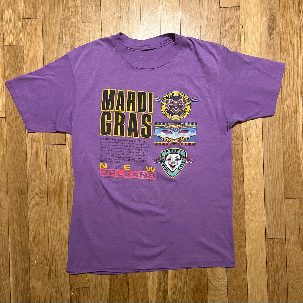 Vintage New Orleans Mardi Gras Krewes French Quarter Medium Purple T Shirt